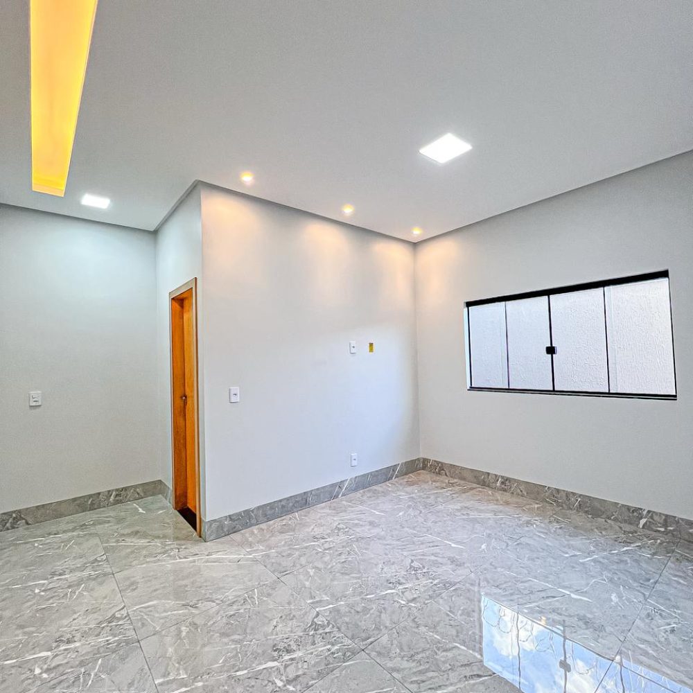 WhatsApp-Image-2025-05-29-at-16.47.33