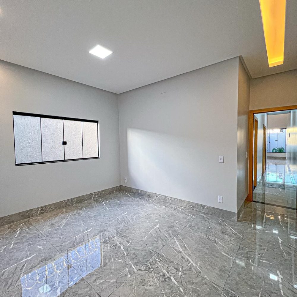 WhatsApp-Image-2025-05-29-at-16.47.35