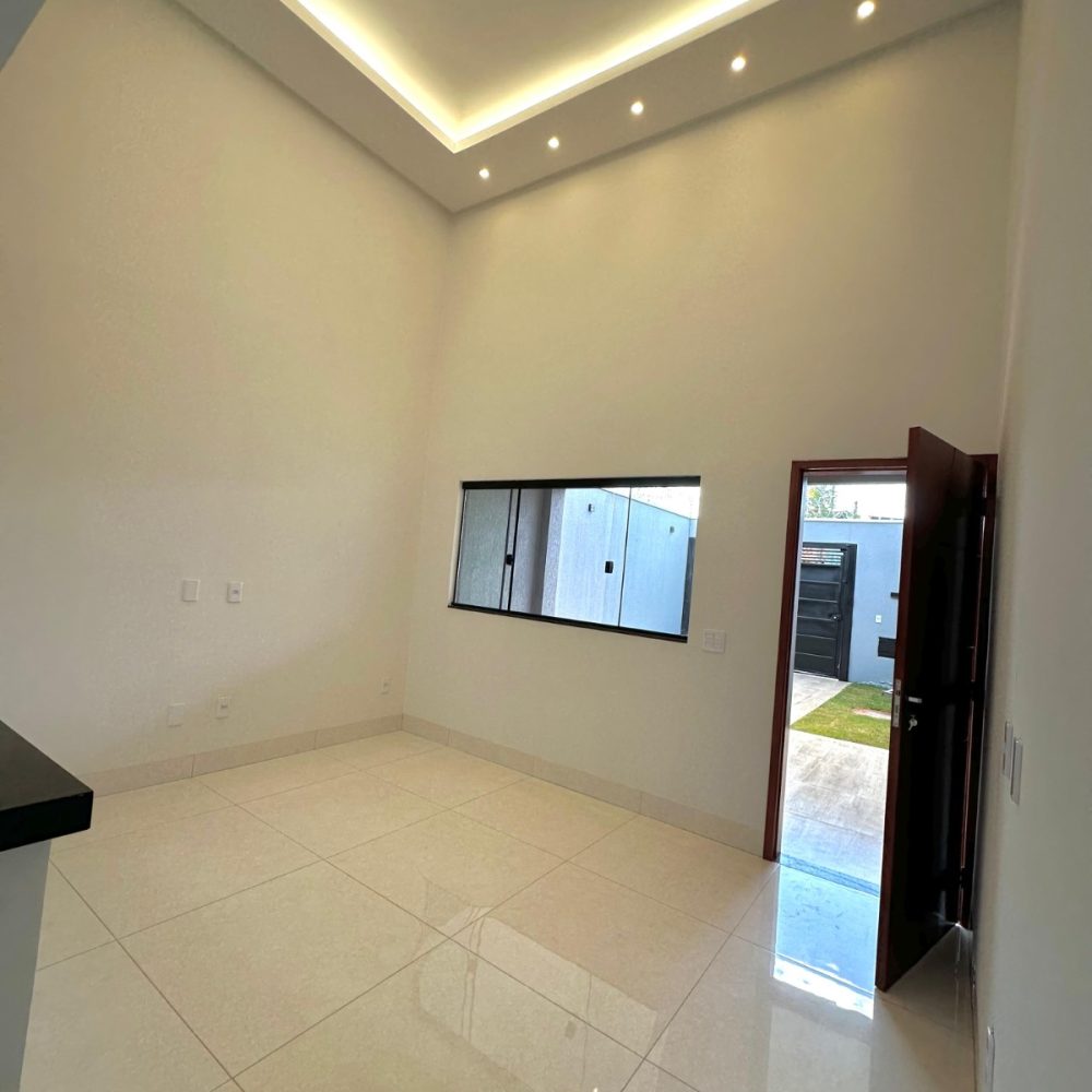 WhatsApp-Image-2025-05-30-at-21.55.04-13-1