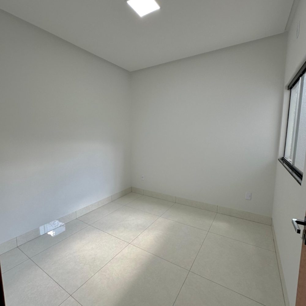 WhatsApp-Image-2025-05-30-at-21.55.04-19